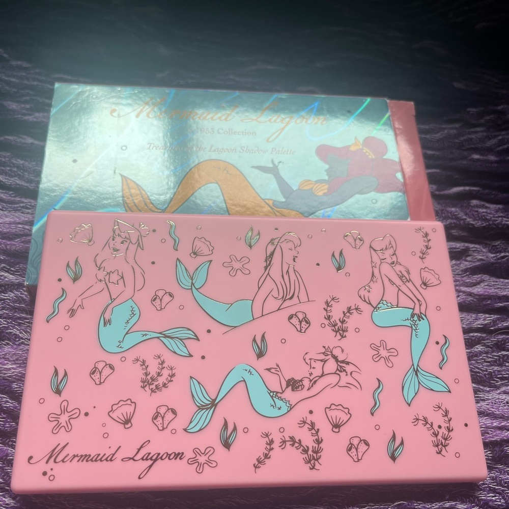 Besame Ltd edition Mermaid Lagoon Eyeshadow Palette with box